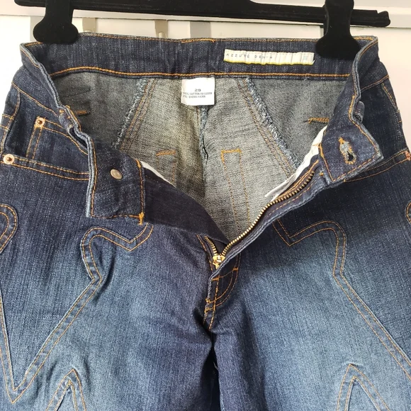 Azzure blue jeans with gold contrast stitch design - Picture 15 of 16